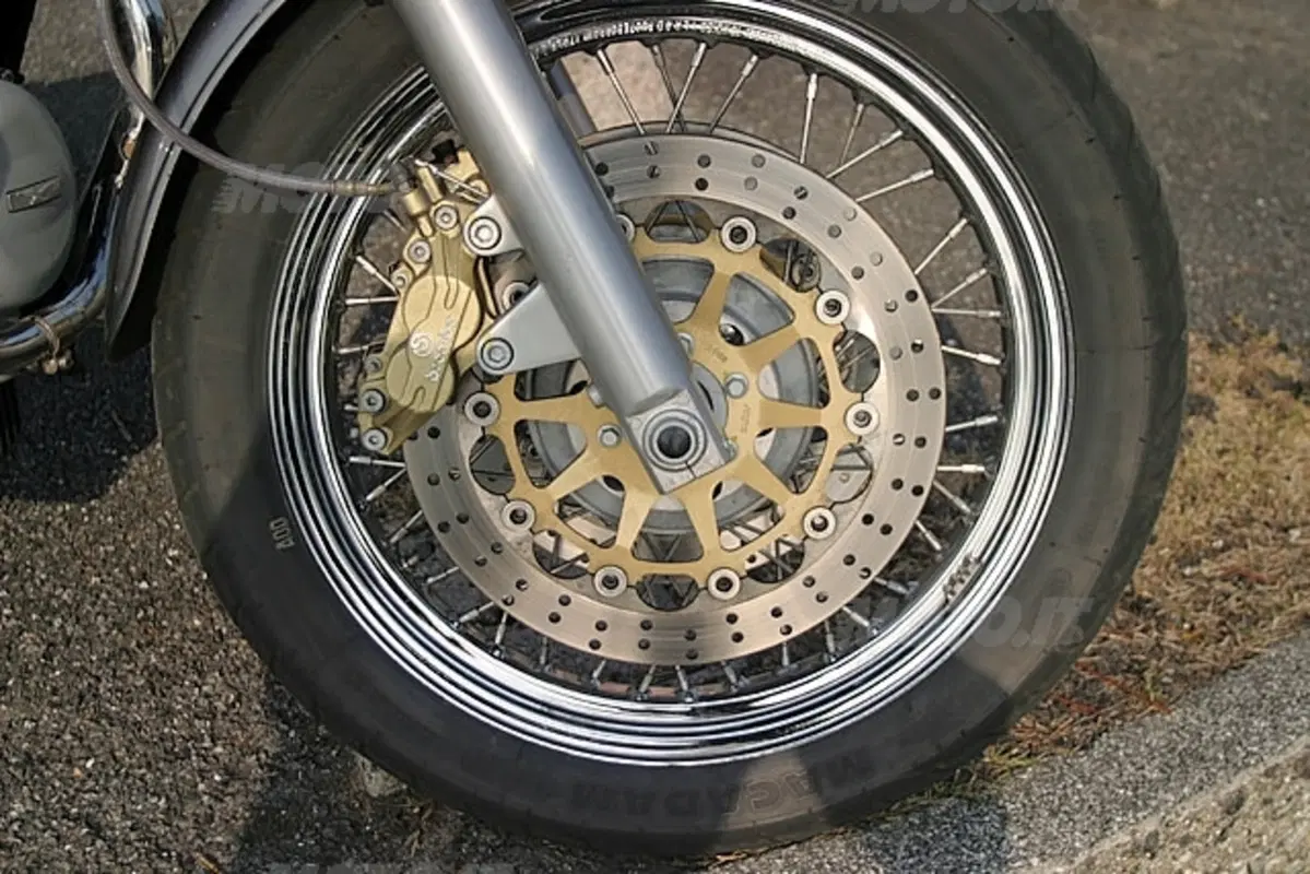 MOTO GUZZI California (15)