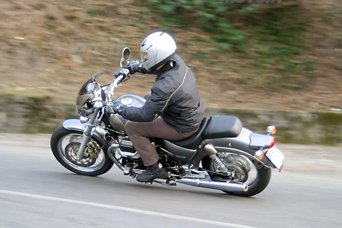 MOTO GUZZI California (18)