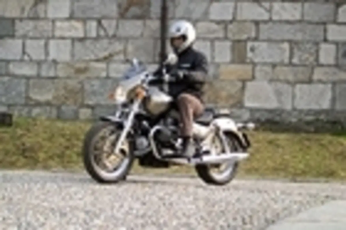 MOTO GUZZI California (30)