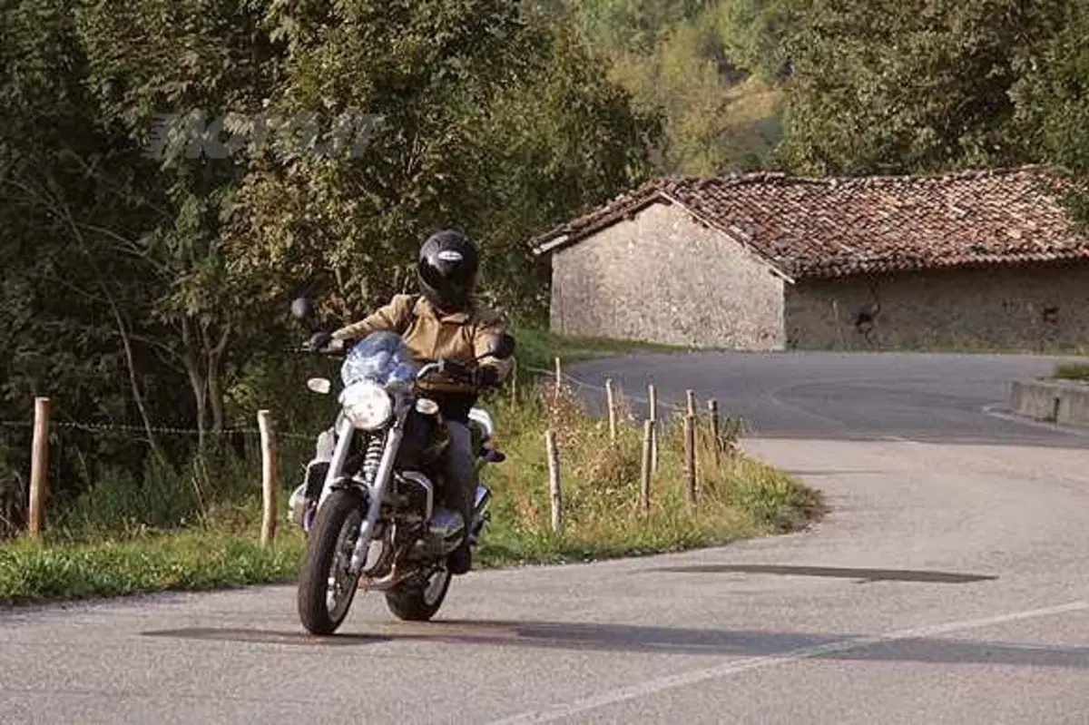 BMW R 850 R (2)