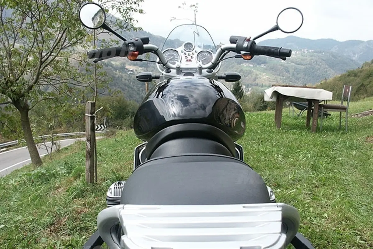 BMW R 850 R (9)