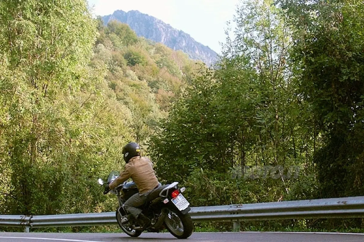 BMW R 850 R (24)