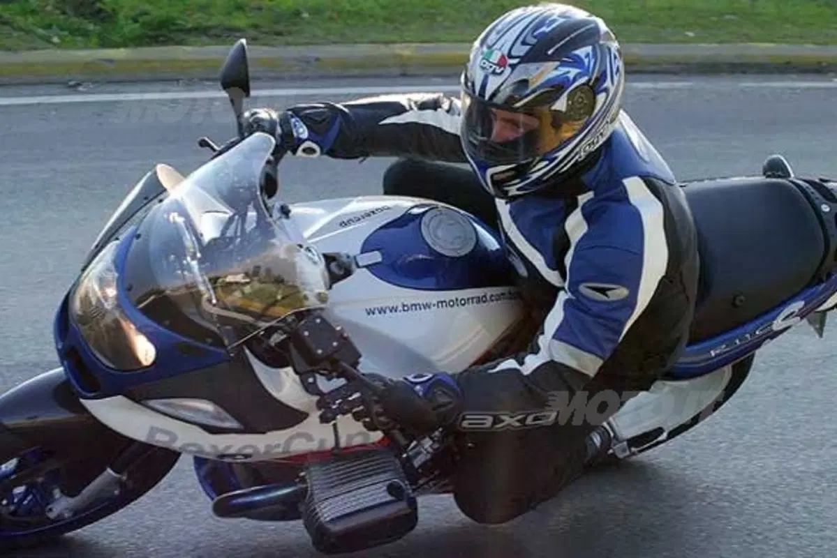 BMW R 1100 S (4)