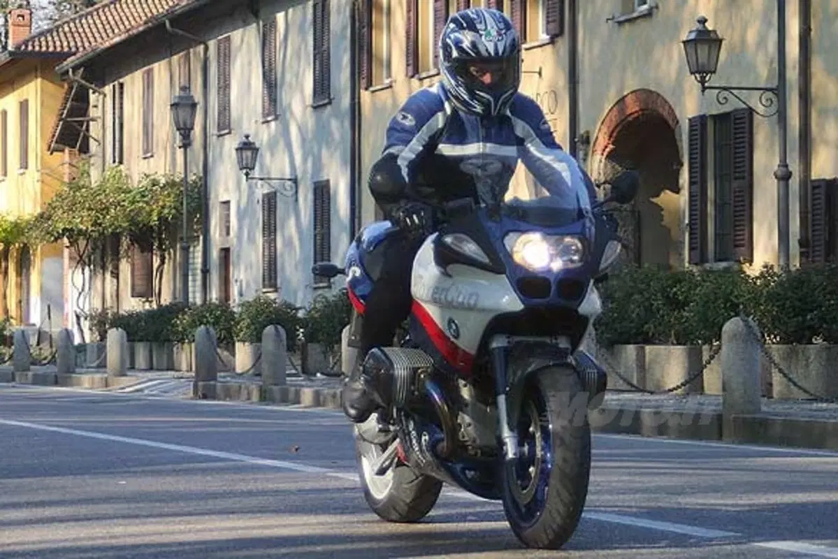 BMW R 1100 S (6)