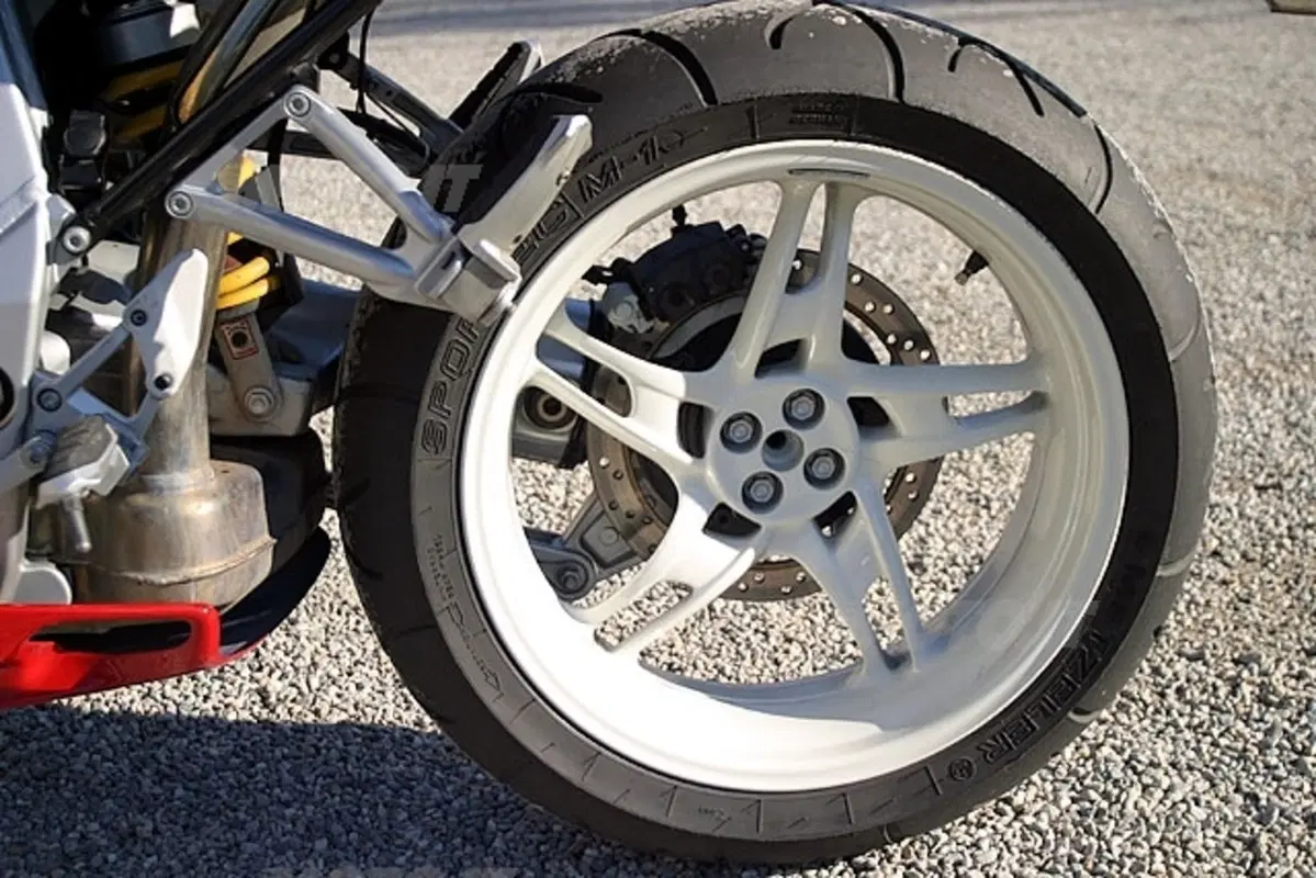BMW R 1100 S (17)