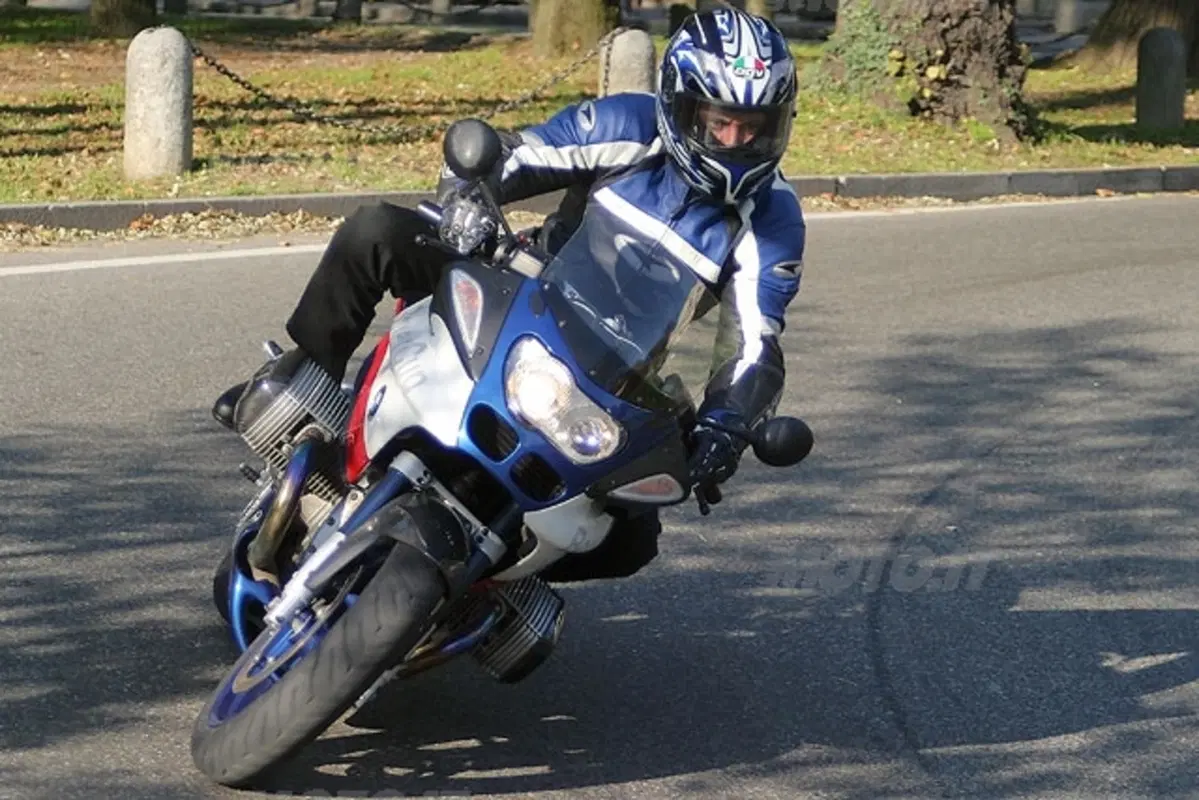 BMW R 1100 S (22)
