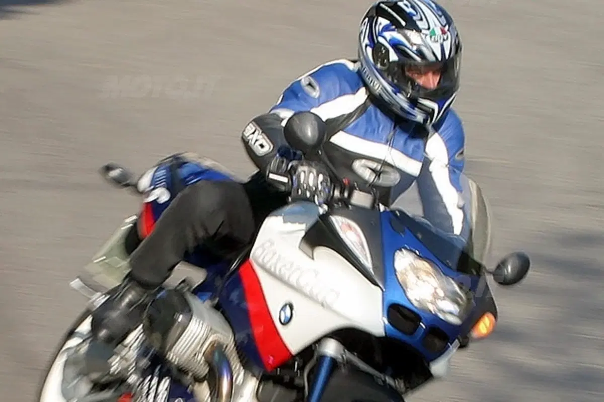 BMW R 1100 S (25)