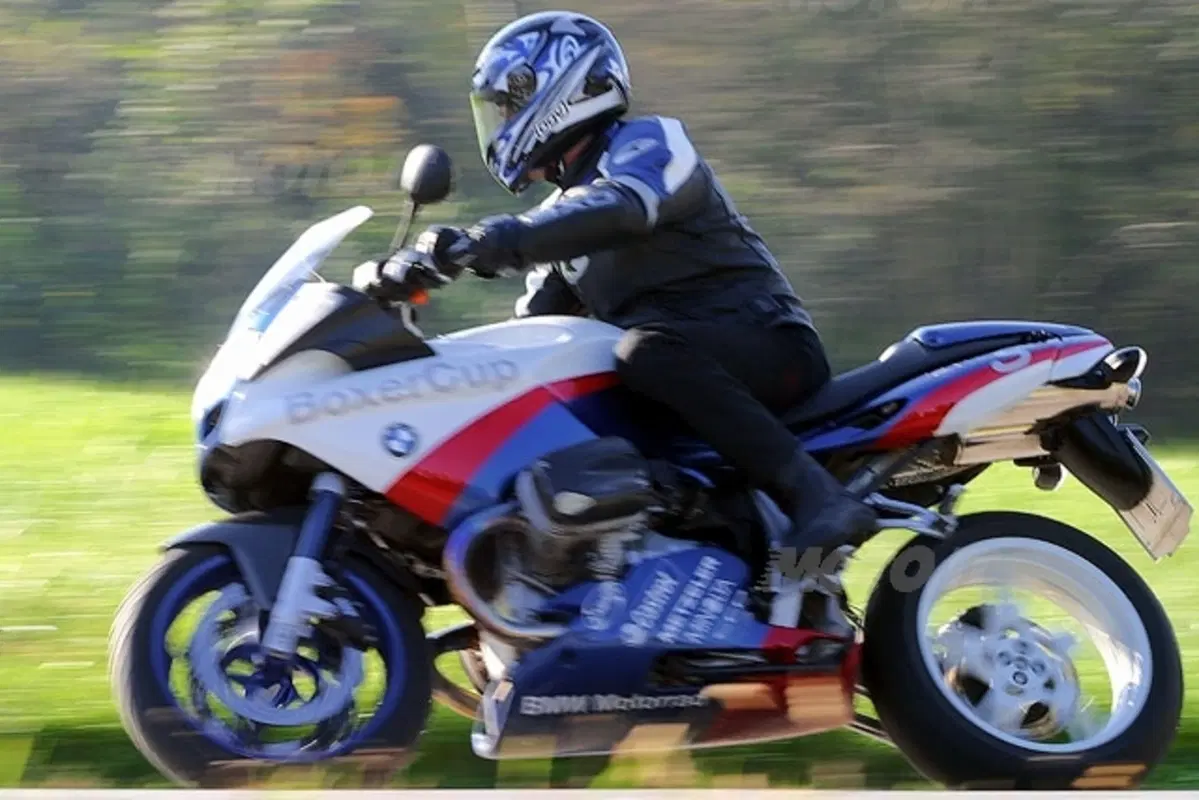 BMW R 1100 S (26)