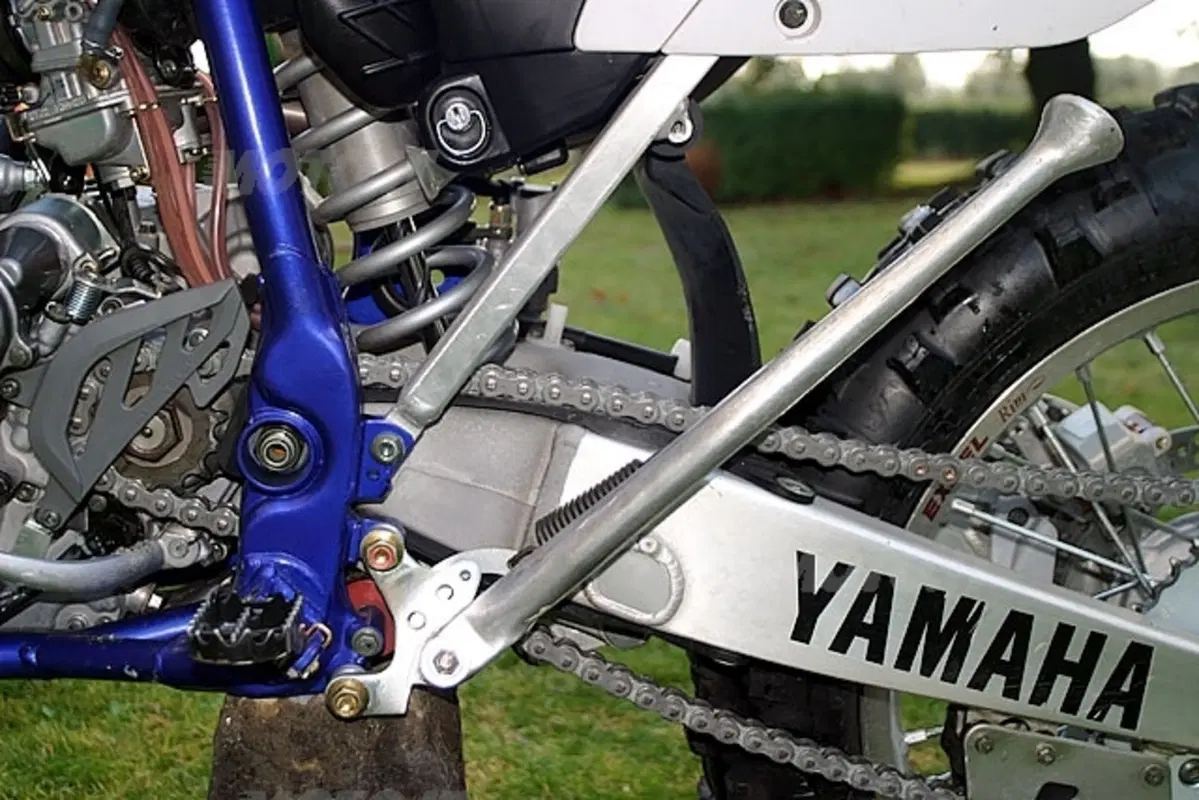 YAMAHA WR 450 F (15)