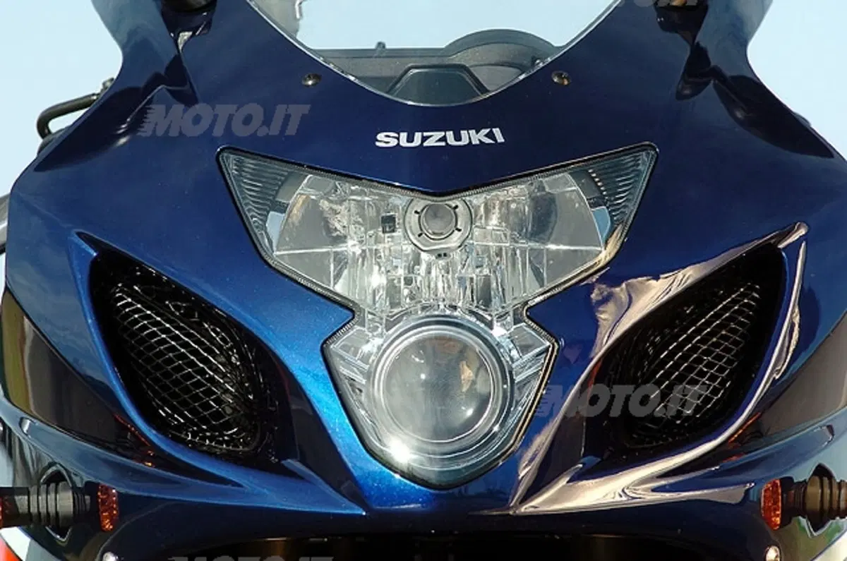 SUZUKI GSX-R 600 (12)