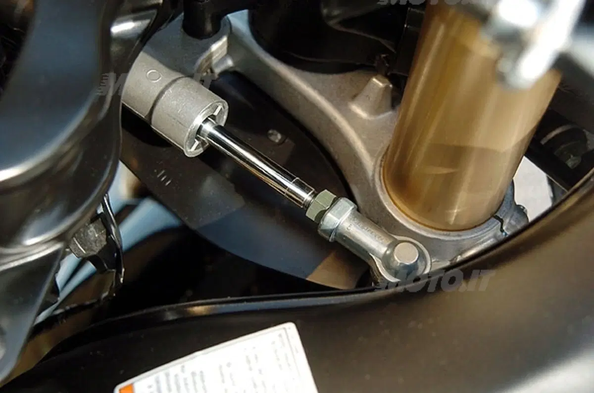 SUZUKI GSX-R 600 (16)