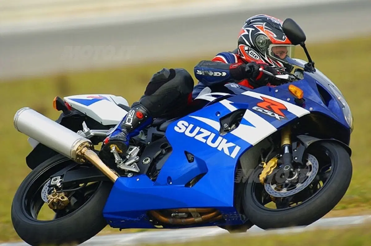 SUZUKI GSX-R 600 (20)