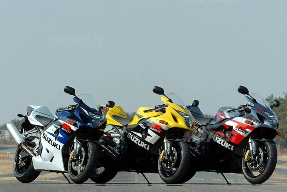 SUZUKI GSX-R 750 (3)