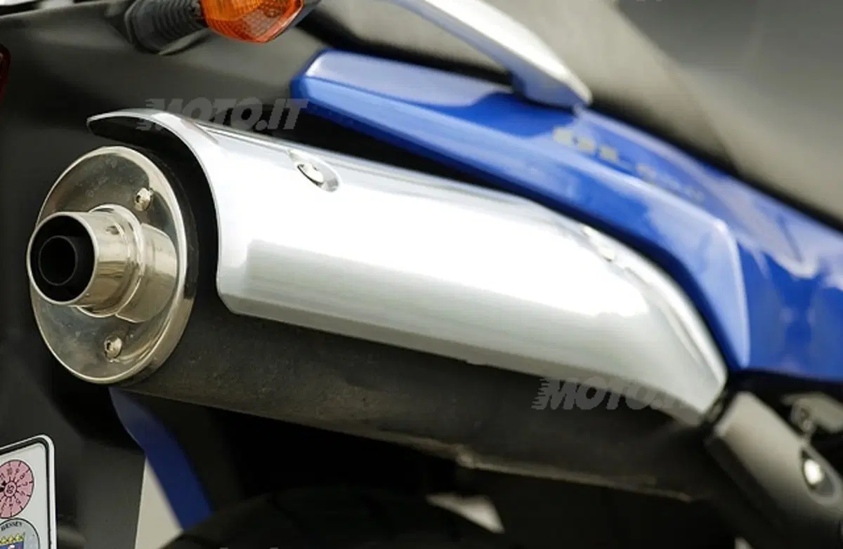 SUZUKI V-STROM 650 (10)