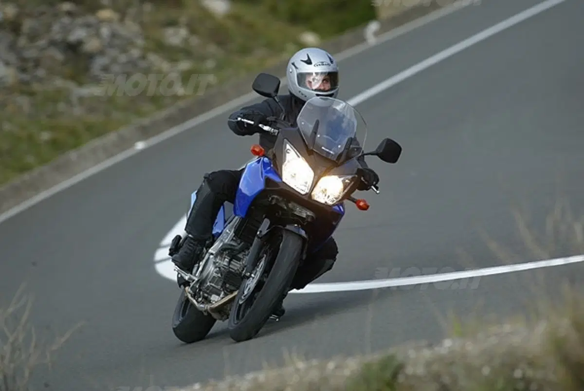 SUZUKI V-STROM 650 (20)