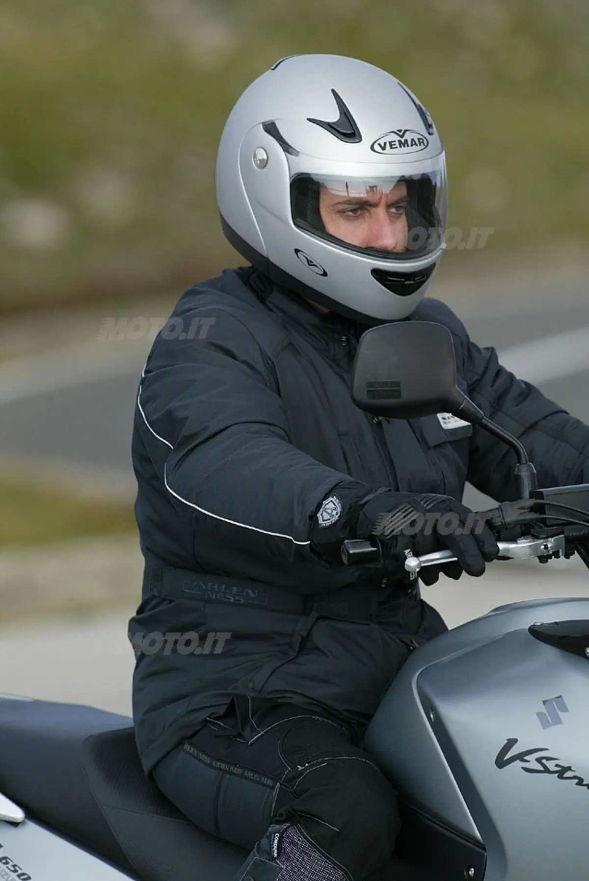 SUZUKI V-STROM 650 (23)