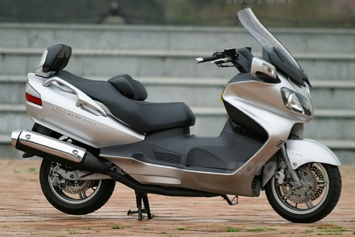 SUZUKI Burgman AN 650 Executive