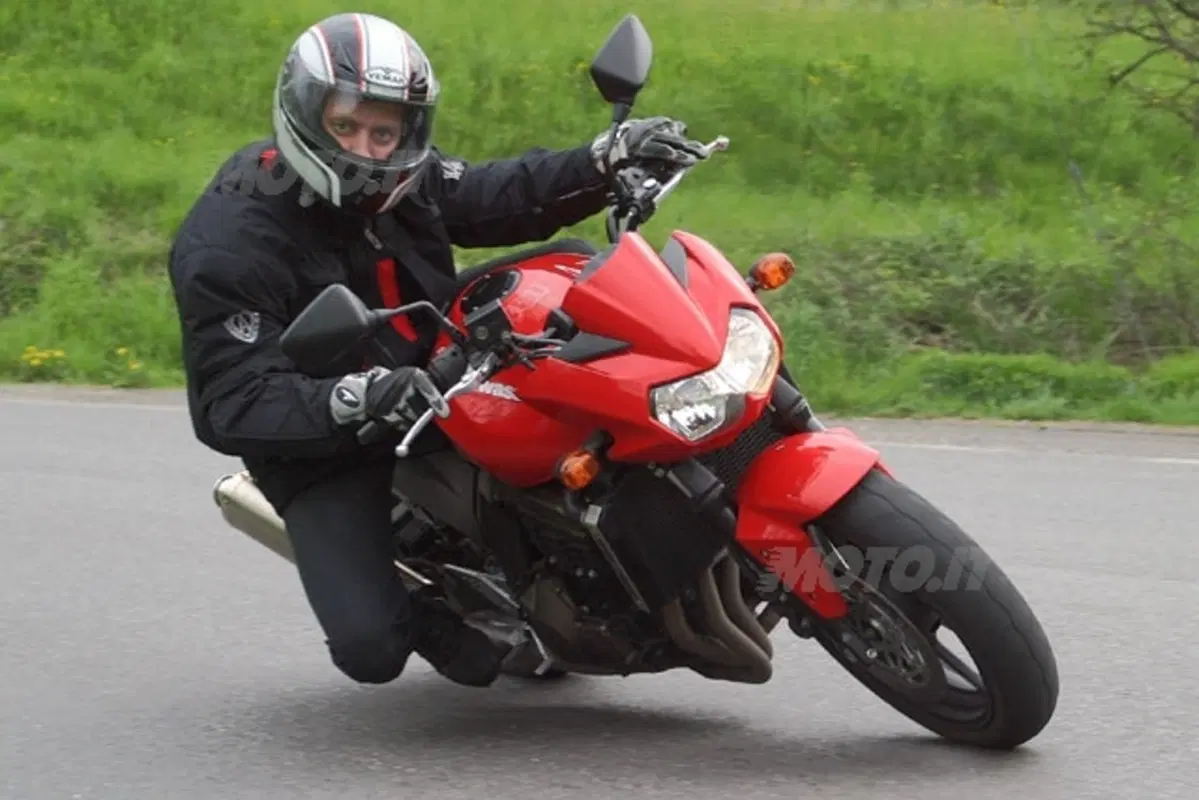 KAWASAKI Z 750 (19)