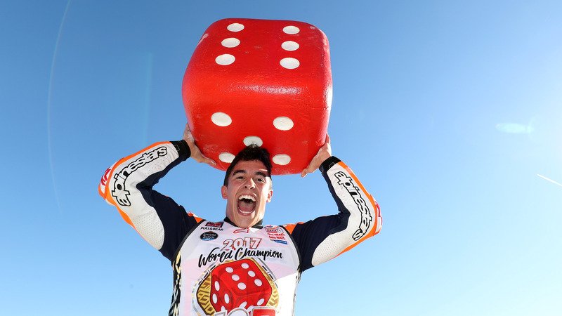 MotoGP. Marc M&aacute;rquez firma con Honda HRC per altre due stagioni