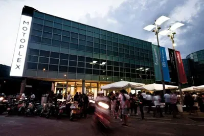 Piaggio Concept Store Mantova