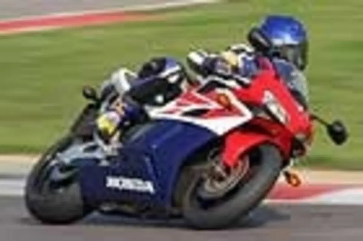 Honda CBR 1000 RR Fireblade e CBR 600 RR (33)