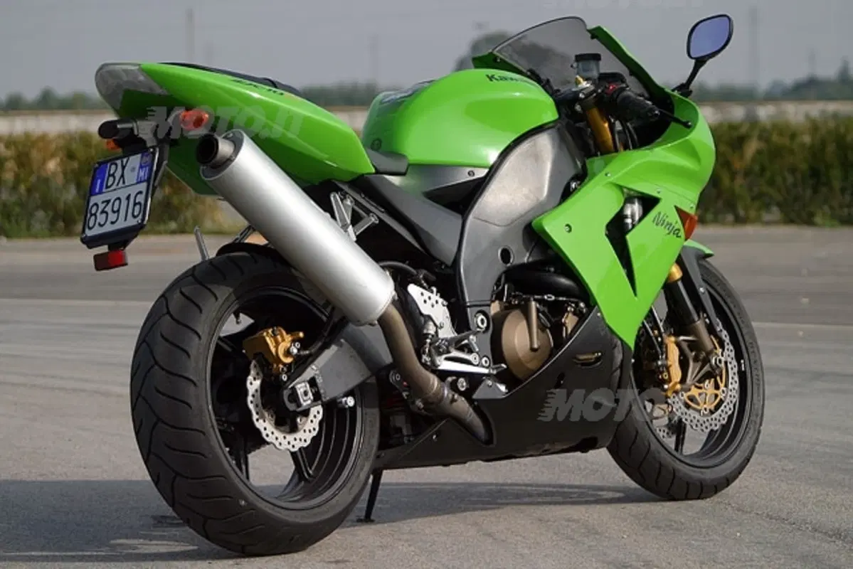 KAWASAKI Ninja 1000 ZX-10R (5)