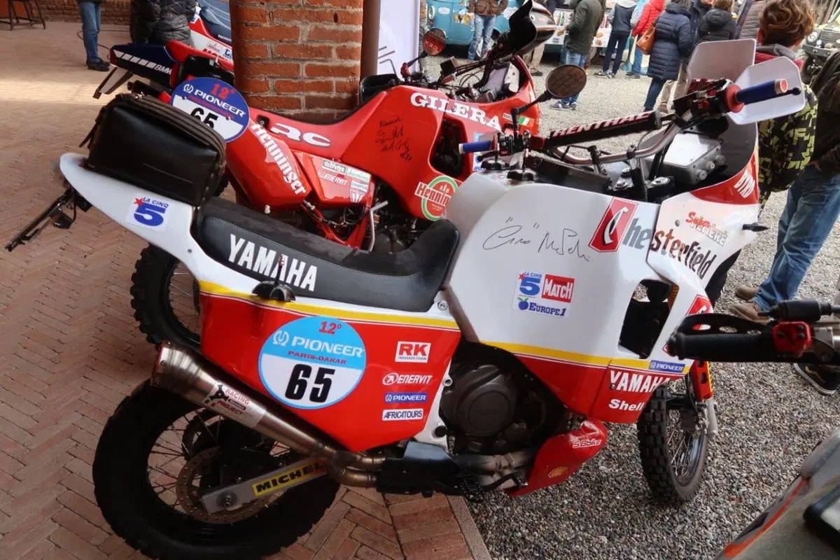 Le moto, i piloti e il ritorno al passato, una giornata immersi nella Dakar al Museo Fisogni (20)