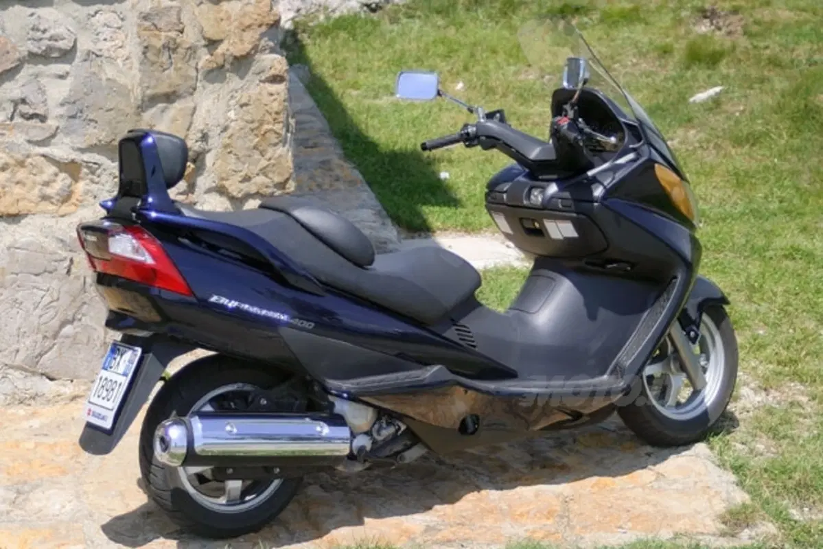 SUZUKI Burgman 400 i.e. (5)