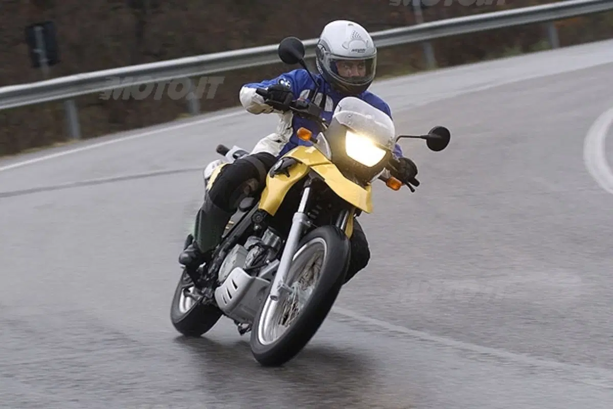 BMW F 650 GS e R 1200 GS (12)
