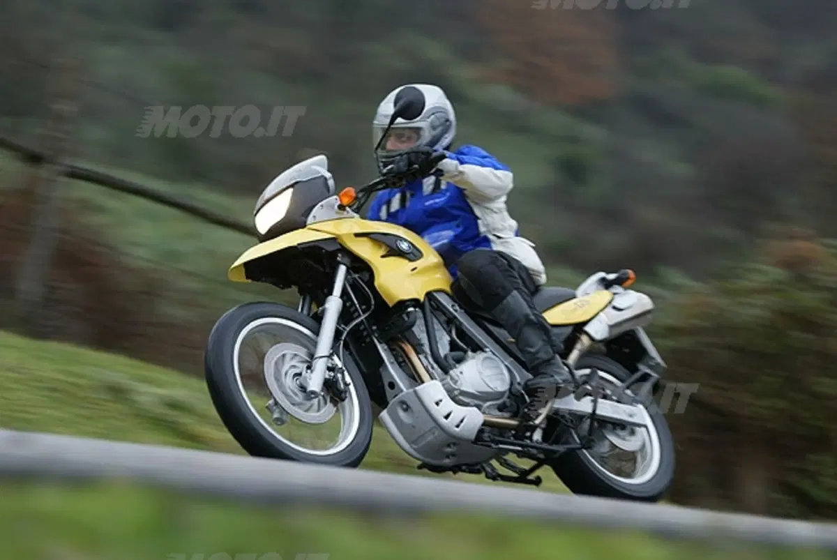 BMW F 650 GS e R 1200 GS (13)