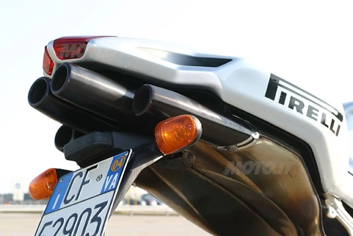 MV AGUSTA F4 1000 S (11)