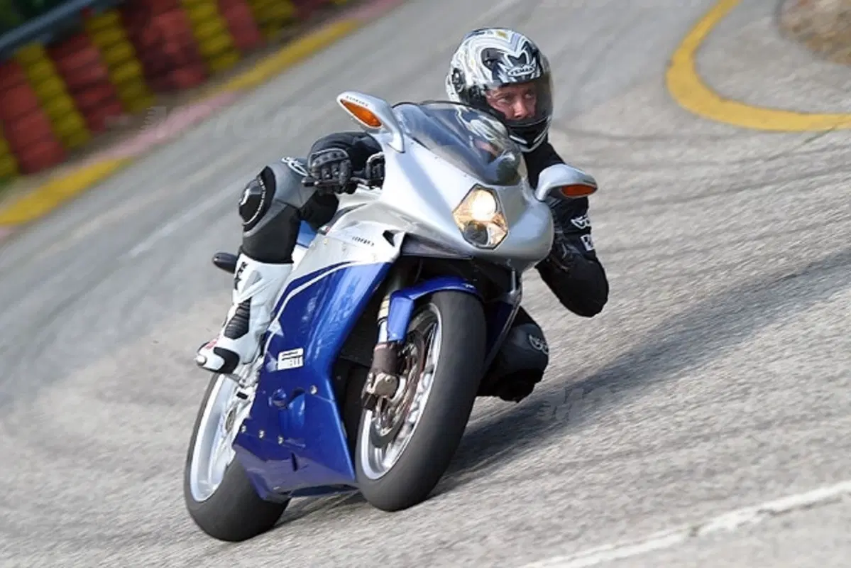 MV AGUSTA F4 1000 S (17)