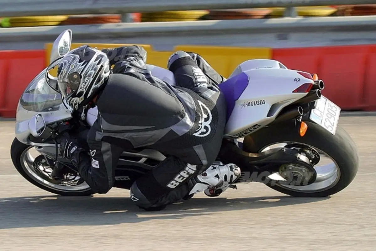 MV AGUSTA F4 1000 S (18)