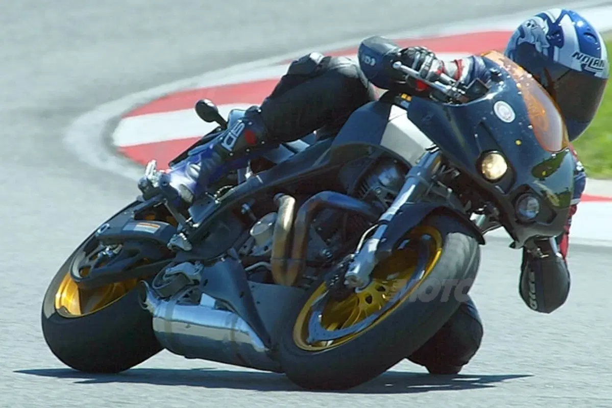 BUELL (3)