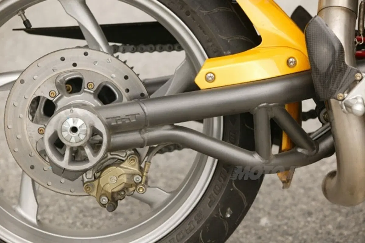 BENELLI TNT 1130 (12)