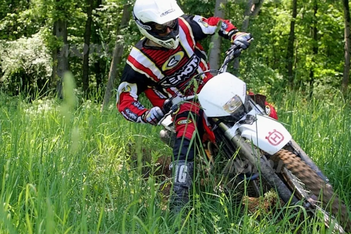 HUSQVARNA TE 510  (28)