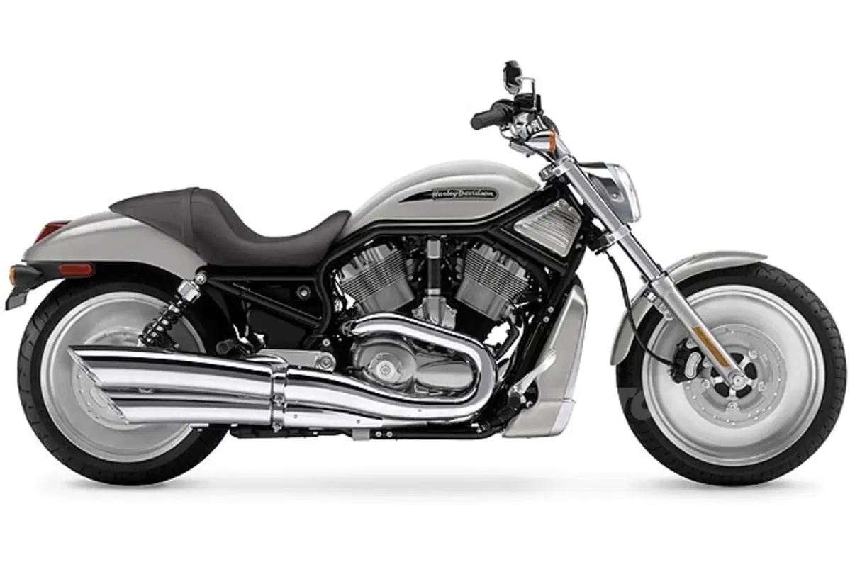 HARLEY-DAVIDSON 1130 V-Rod (5)