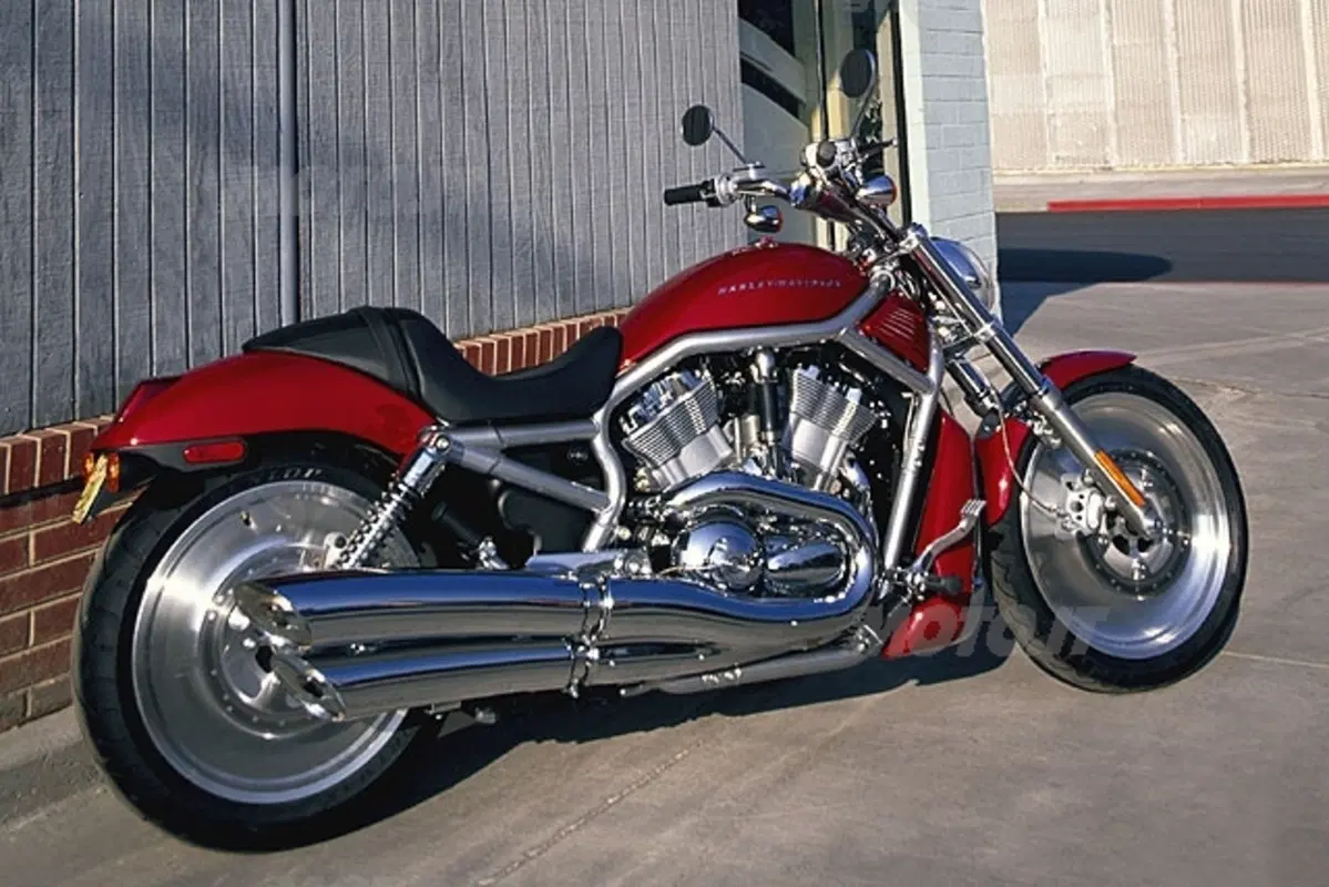 HARLEY-DAVIDSON 1130 V-Rod (14)