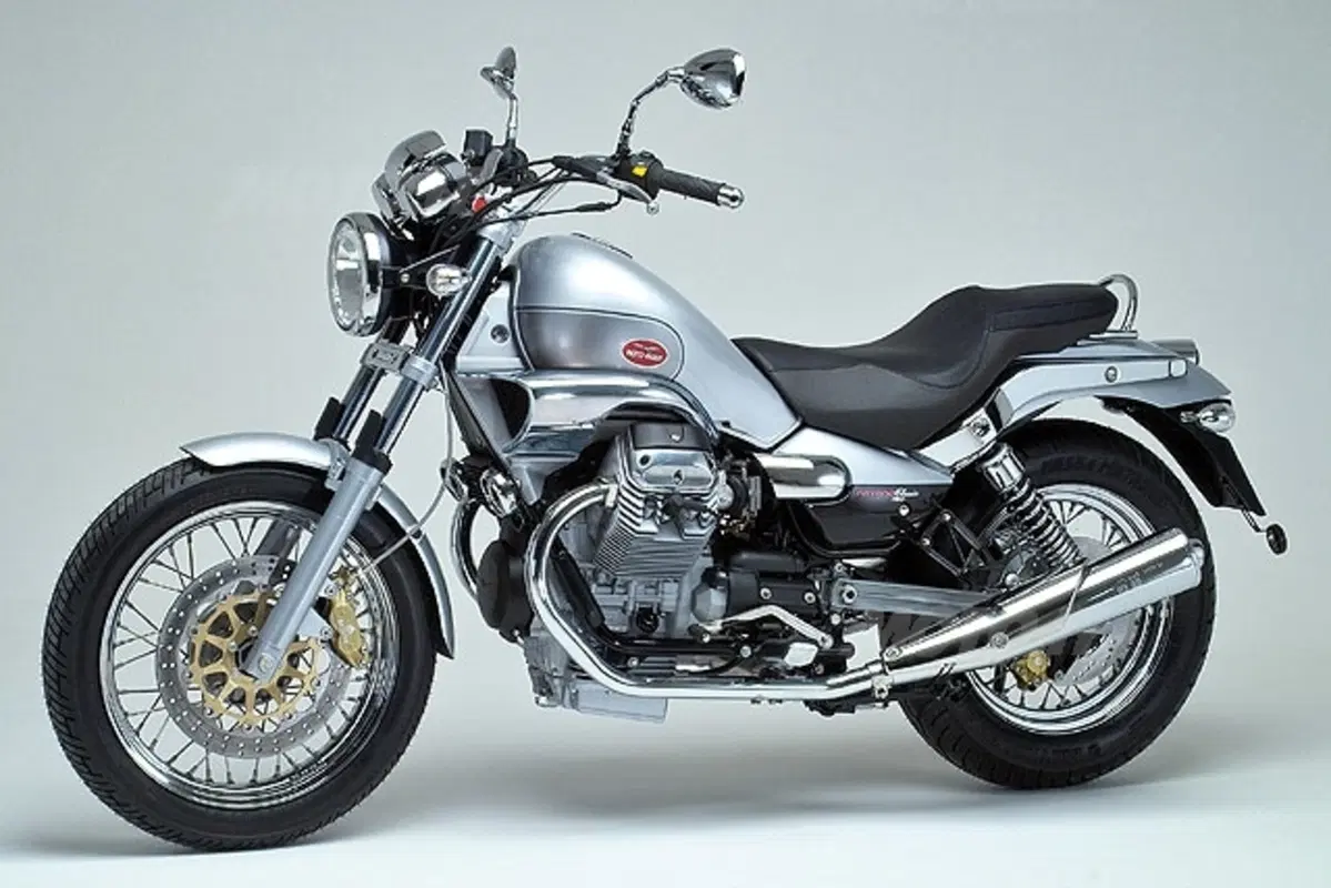 MOTO GUZZI Nevada Classic 750 i.e. (3)