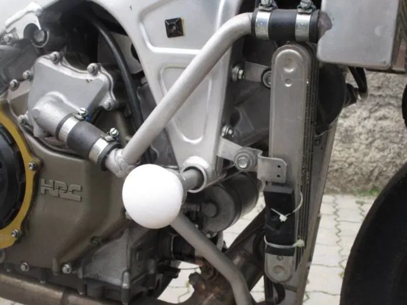 Honda VTR 1000 SP-2 (2002 - 06) (13)