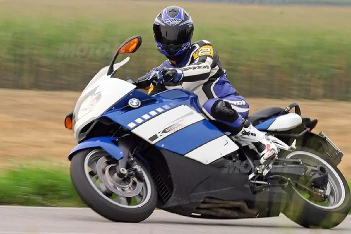 BMW K 1200 S (10)