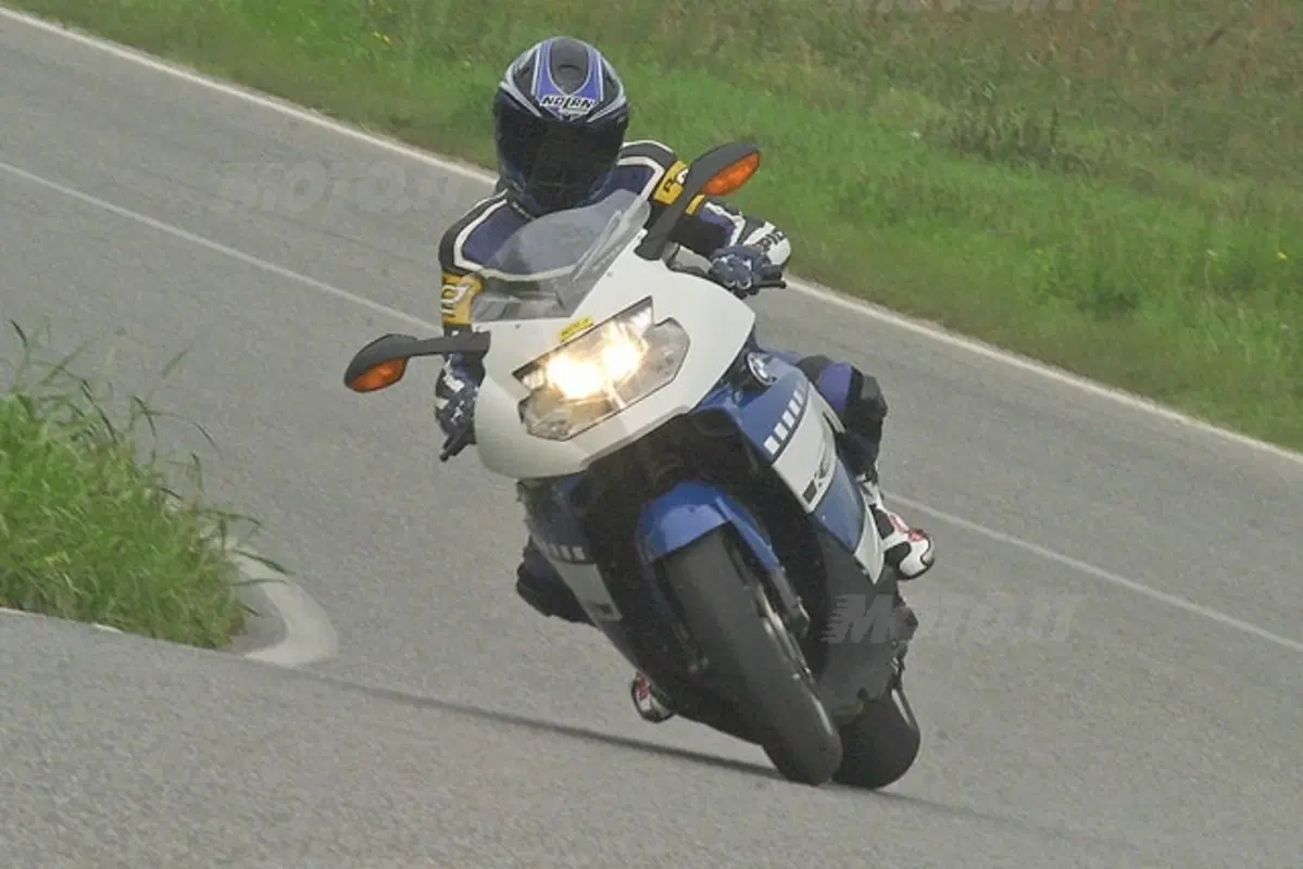 BMW K 1200 S (11)