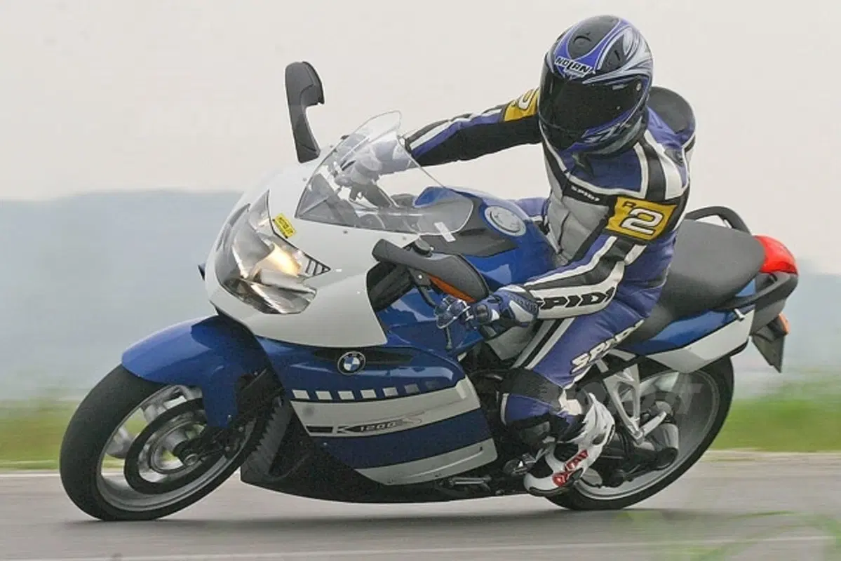 BMW K 1200 S (13)