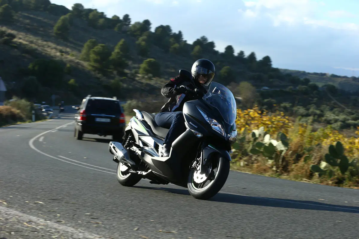 Kawasaki J125 (17)