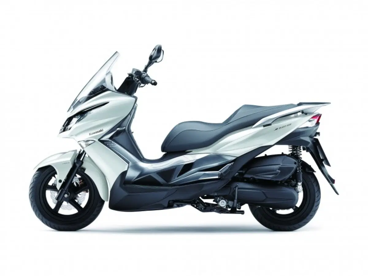 Kawasaki J125 (24)