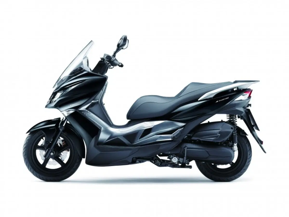 Kawasaki J125 (19)
