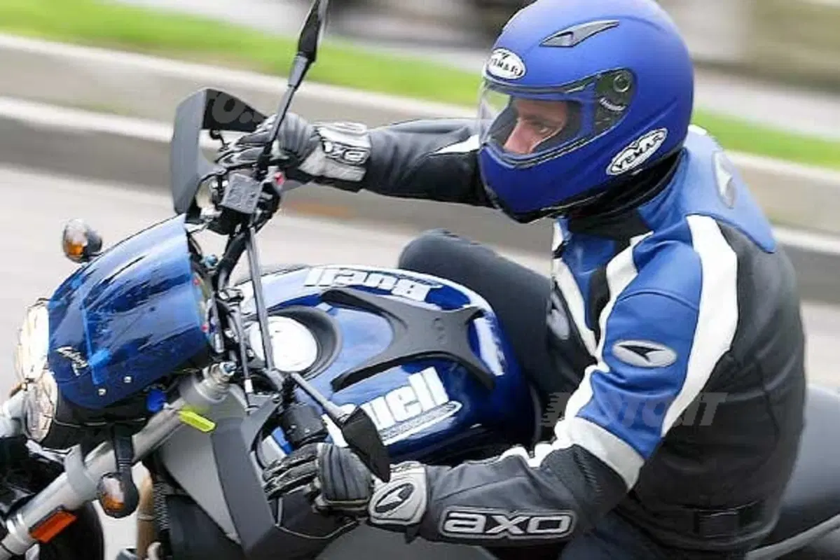 BUELL Lightning Cityx XB9SX (2)