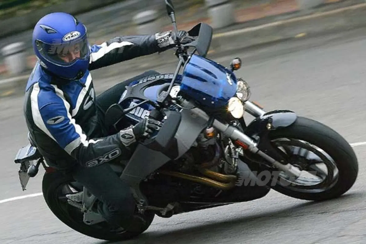BUELL Lightning Cityx XB9SX (4)