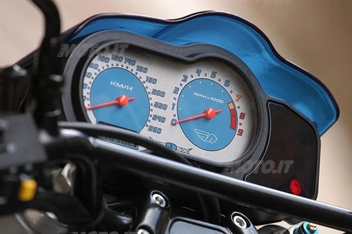 BUELL Lightning Cityx XB9SX (12)