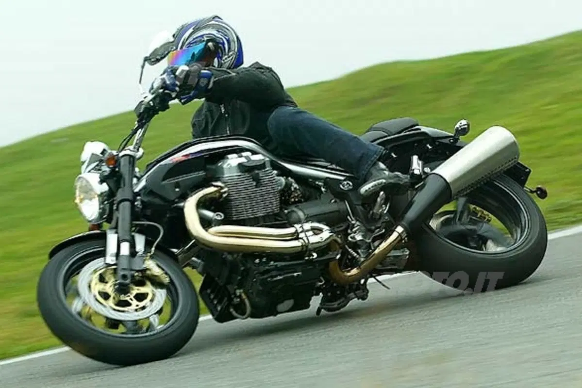 MOTO GUZZI Griso (8)